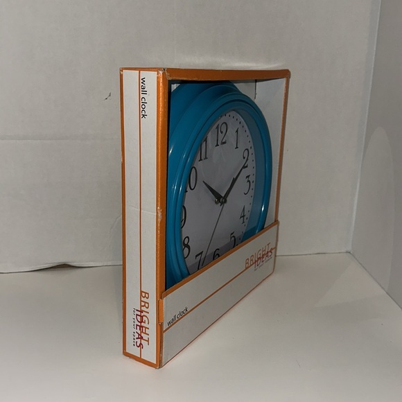 Wall clock - Picture 2 of 2